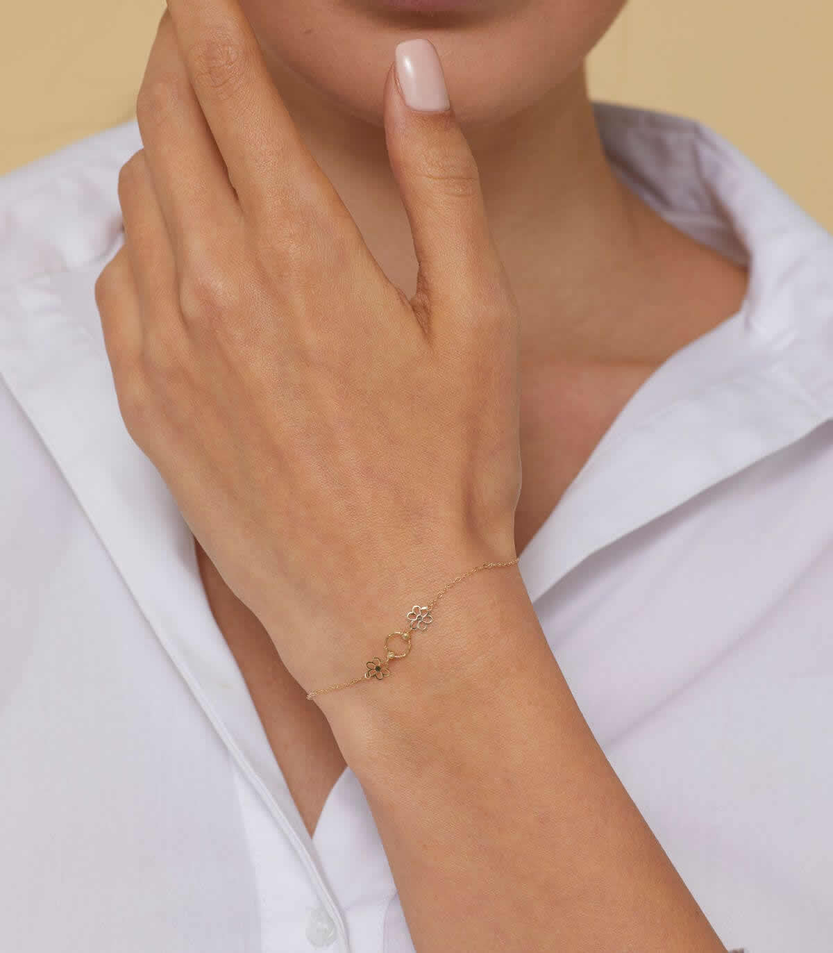 14K Äkta Guld Blomma Armband Dam – Feminint Guldarmband med Blommotiv - Noxlookjewelry