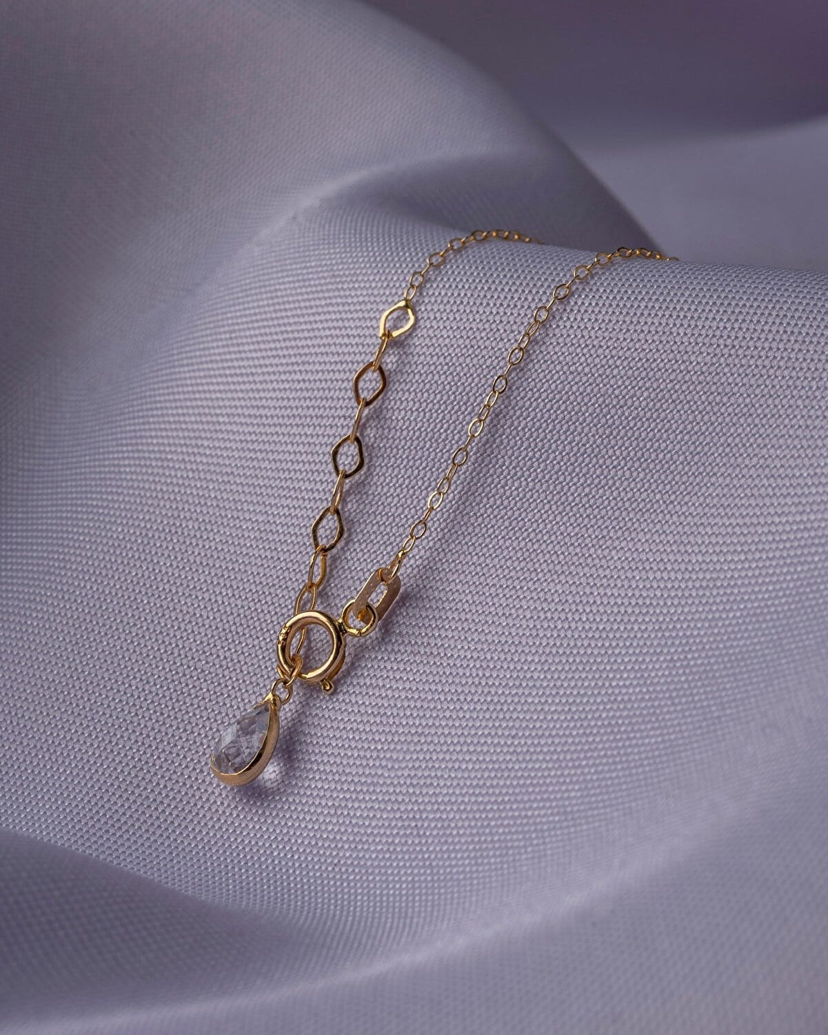 14K Äkta Guld Blomster Halsband Dam – Elegant Blomma Halsband i 585 Guld - Noxlookjewelry