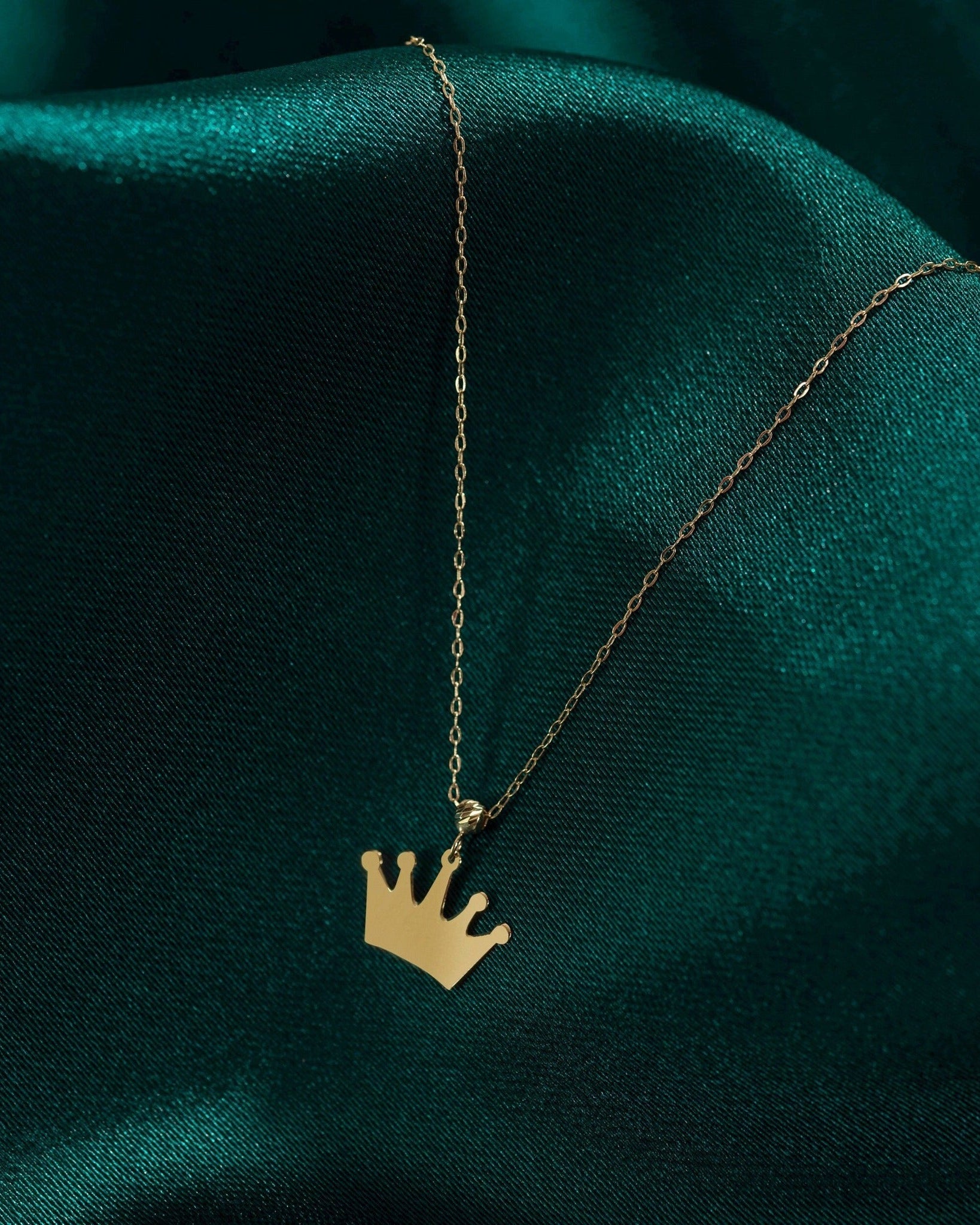 14K Äkta Guld Krona Halsband Dam – Minimalistiskt Kron Smycke - Noxlookjewelry