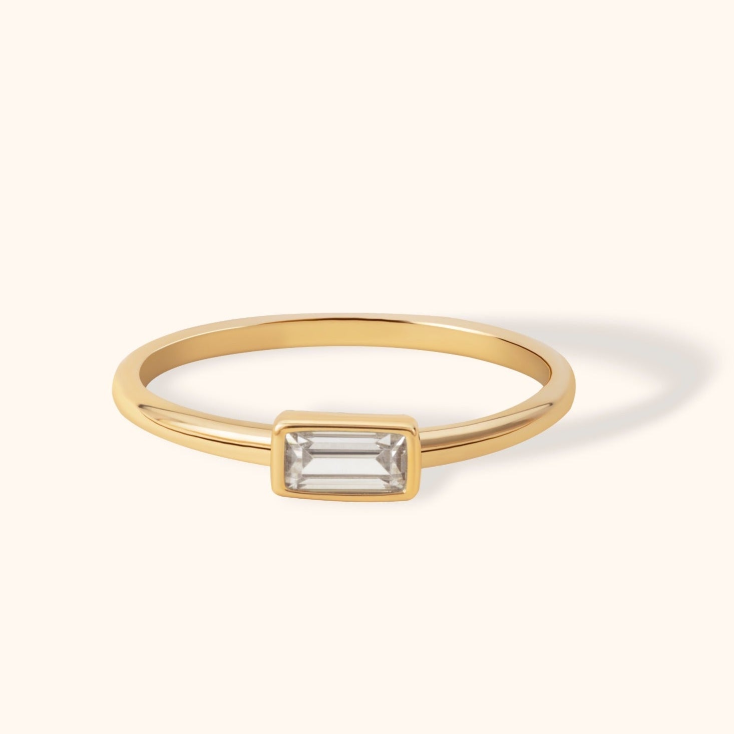 14K Äkta Guld Ring Dam med Rektangulär Sten – Minimalistisk Baguettering i Elegant Tunn Design - Noxlookjewelry