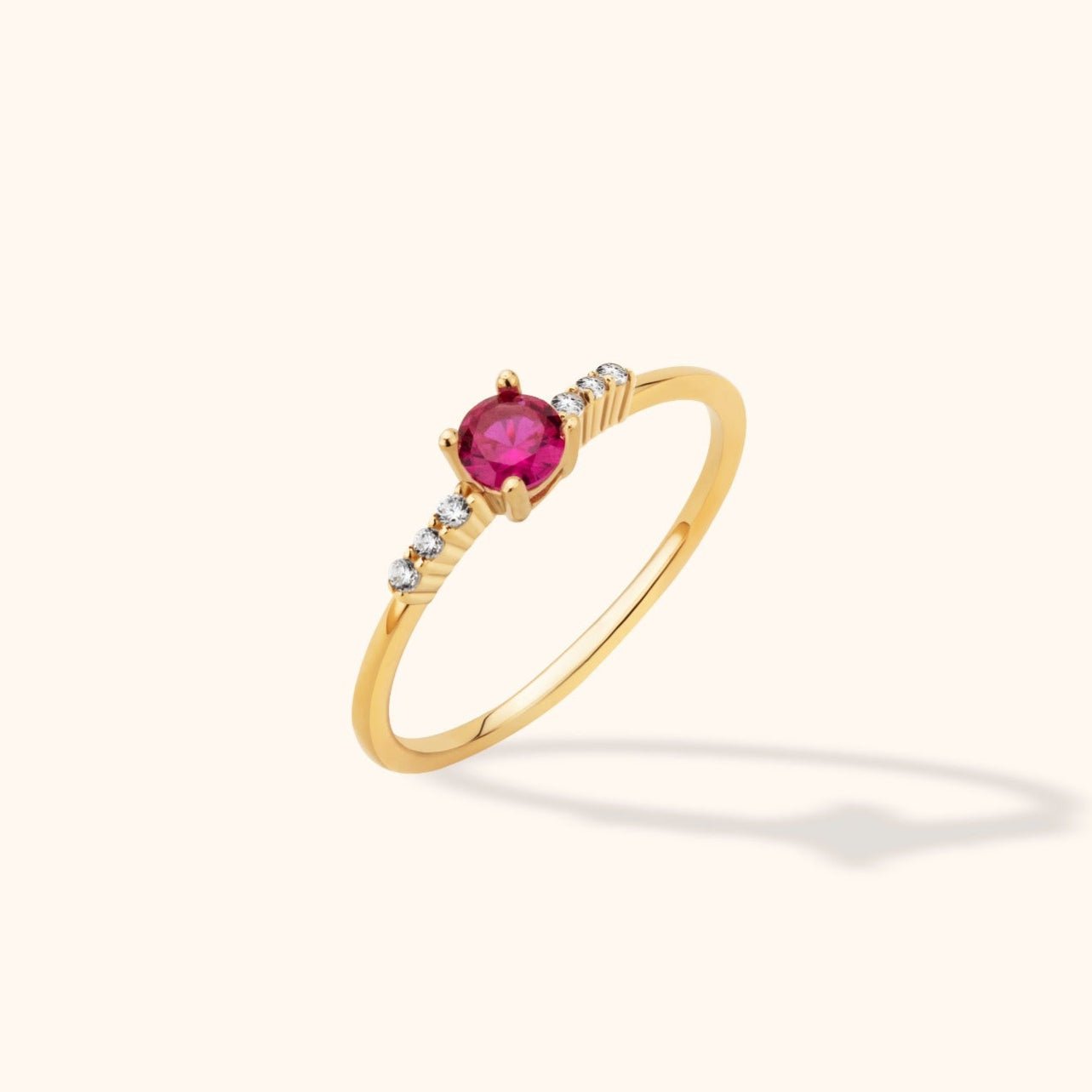 14K Äkta Guld Ring Dam med Rosa Sten – Elegant Solitärring med Sidostenar - Noxlookjewelry