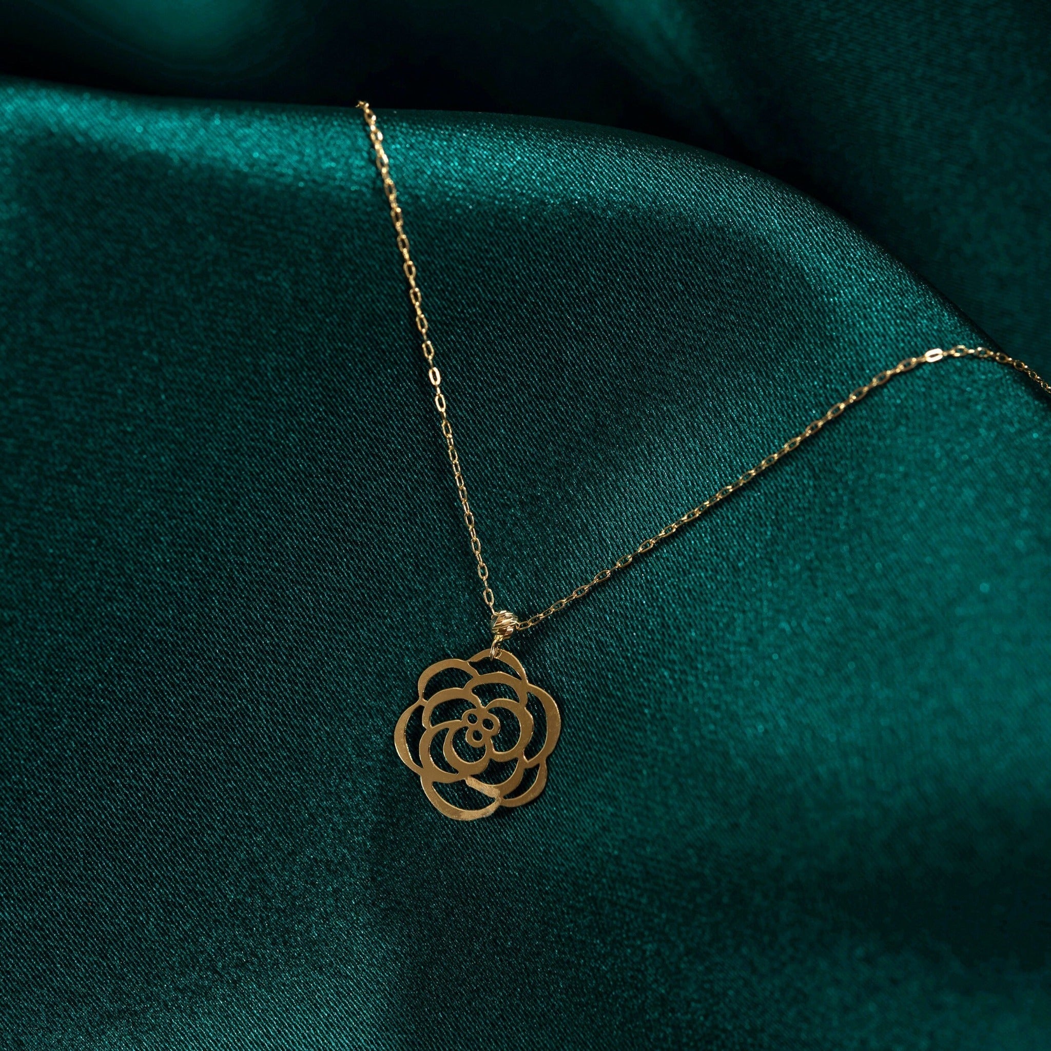14K Äkta Guld Ros Halsband Dam – Elegant Tunt Guldhalsband i 585 Guld - Noxlookjewelry