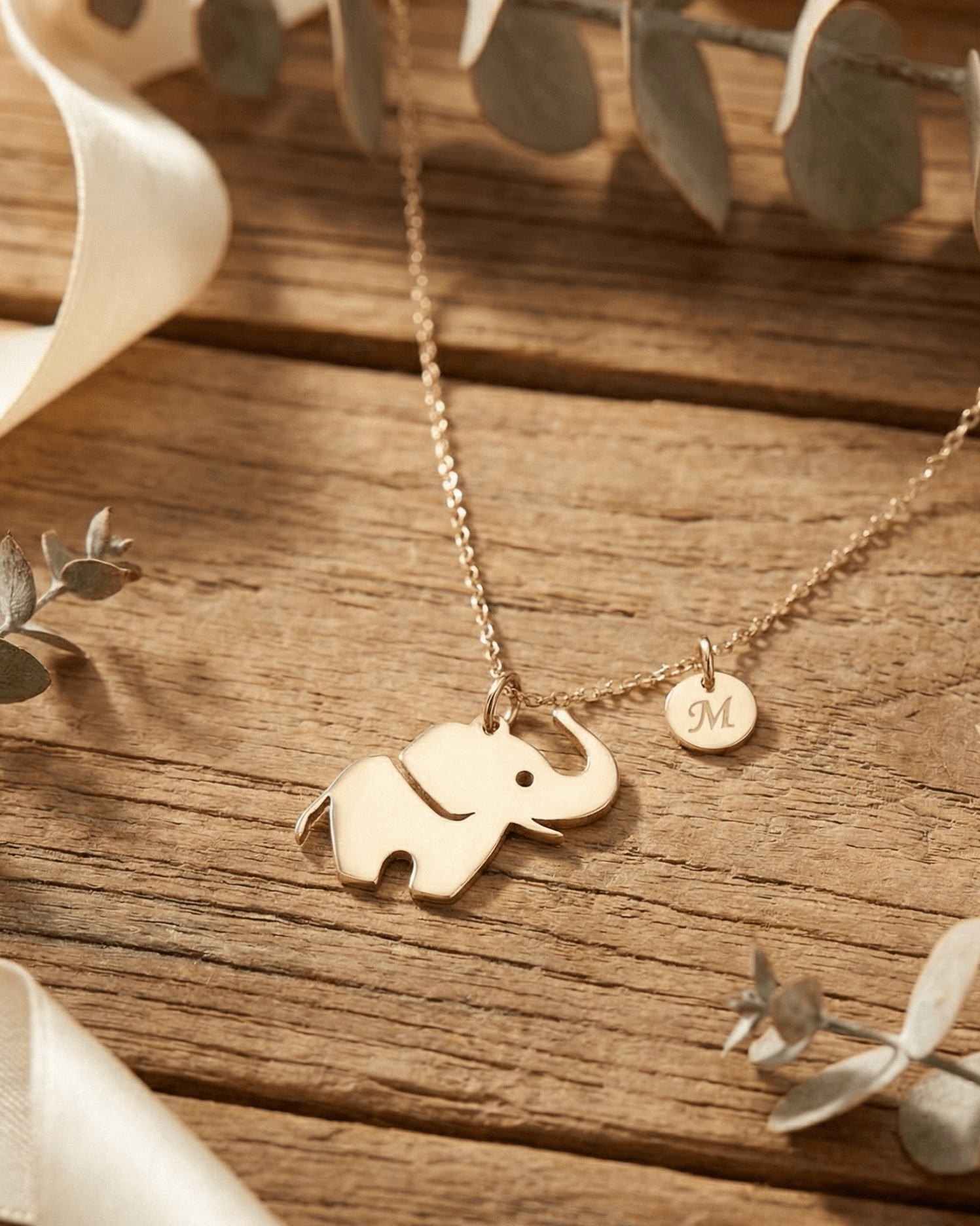 14K Guld Elefant Halsband med Personlig Bokstavsberlock - Unik Meningsfull Lyckogåva för Henne - Noxlookjewelry