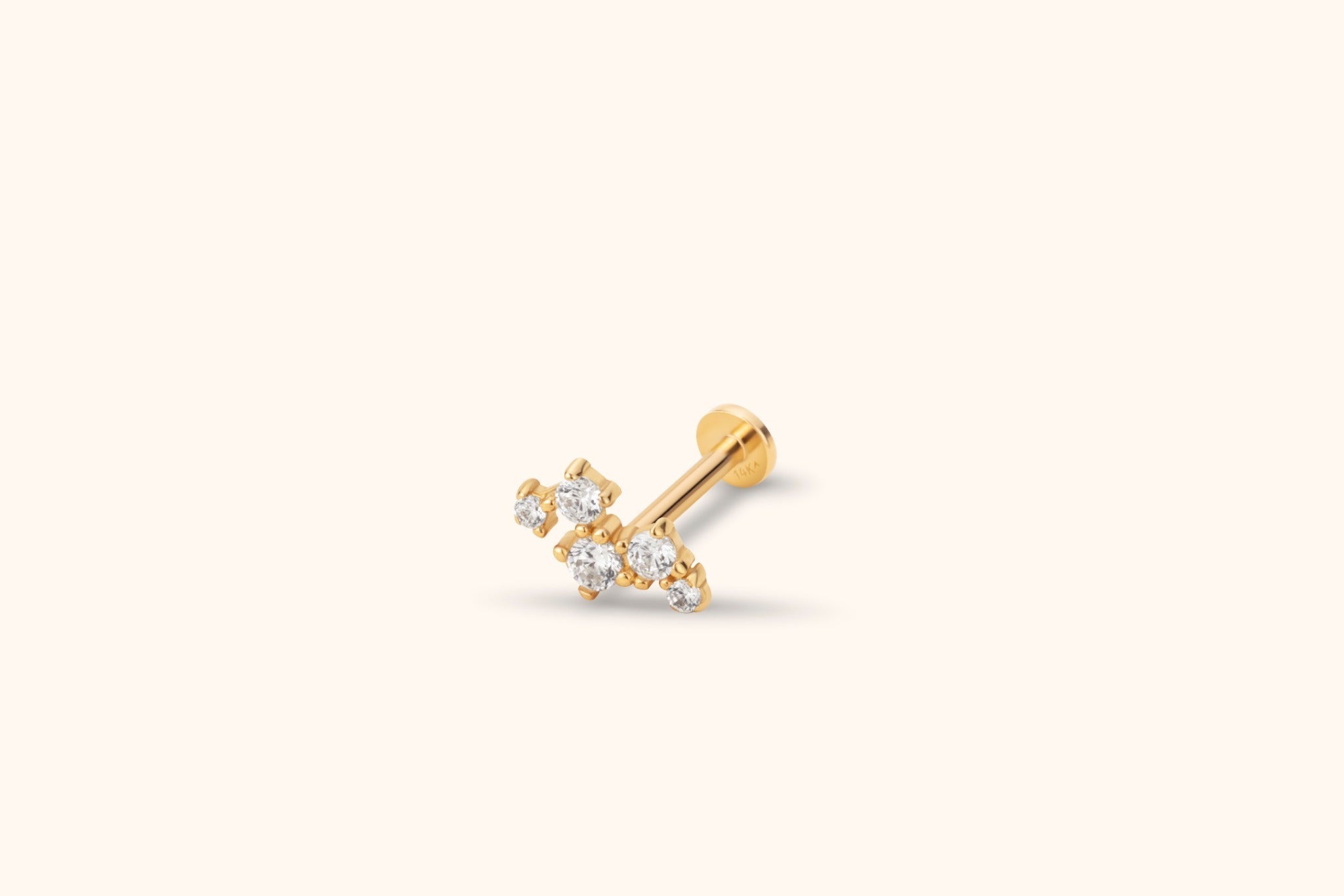 14K Guld Piercing Med Clusterdesign Och Elegant Minimalistisk Stil - Noxlookjewelry