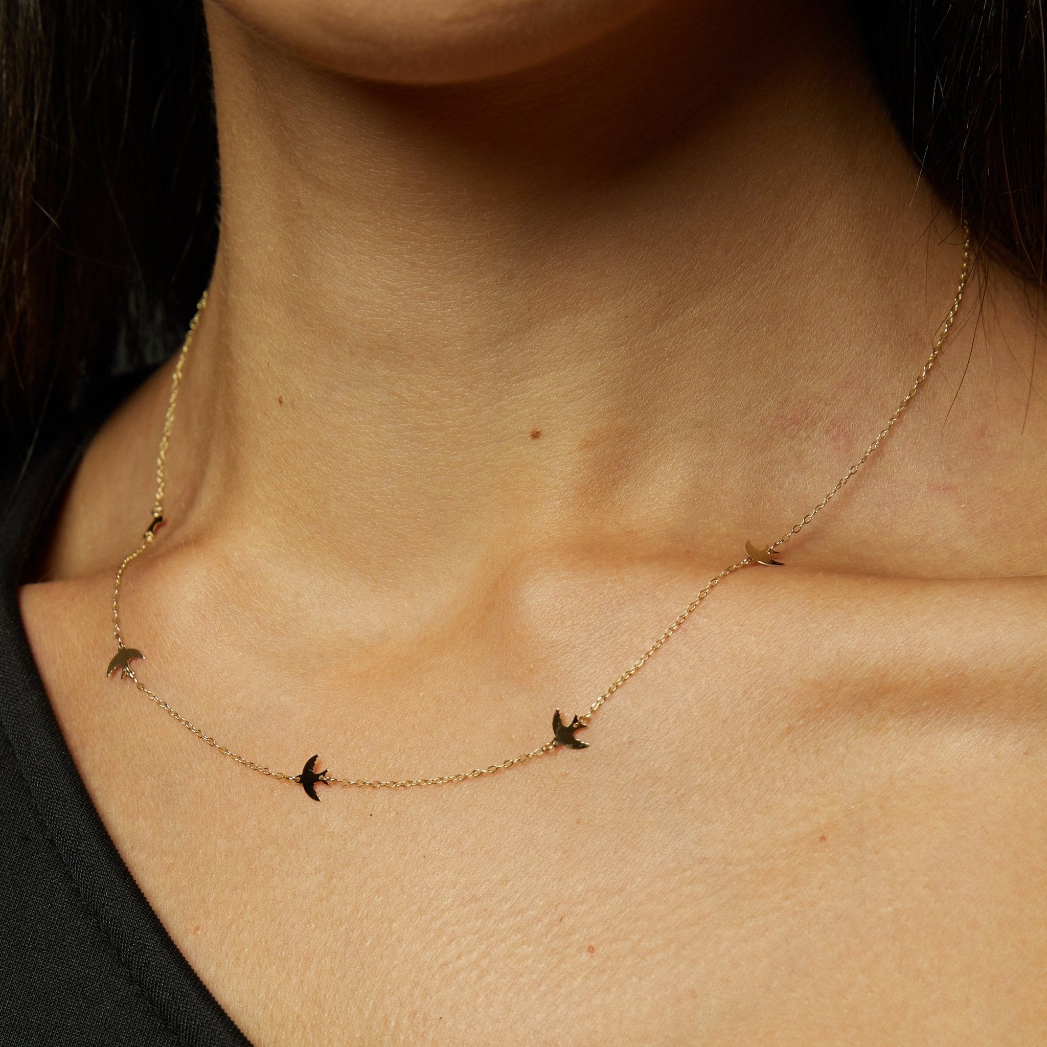14K Guldarmband Dam Med Fåglar I Äkta Guld Minimalistiskt Armband - Noxlookjewelry