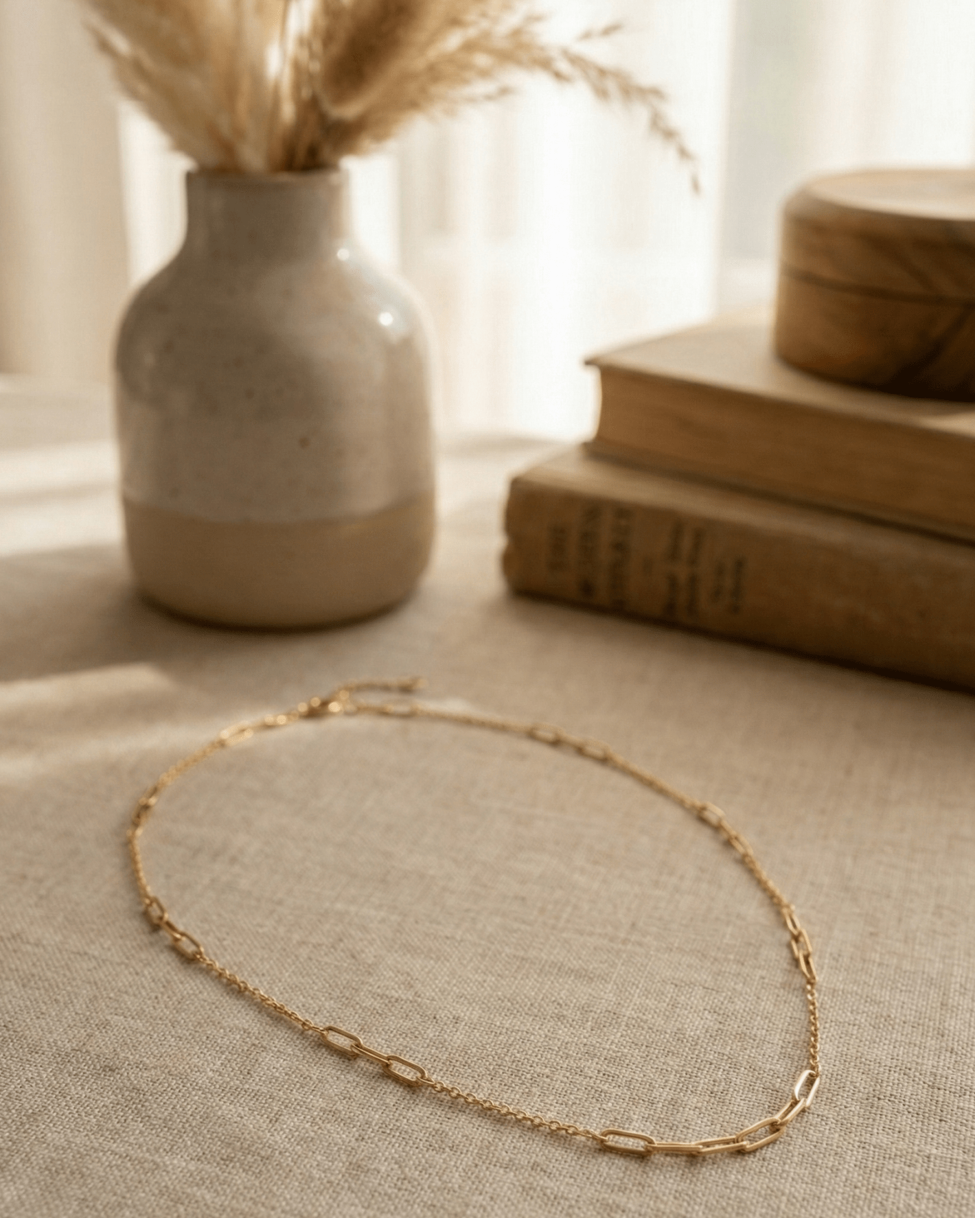 14K Guldhalsband Dam Med Paperclip Länkdesign Och Elegant Minimalistisk Stil - Noxlookjewelry