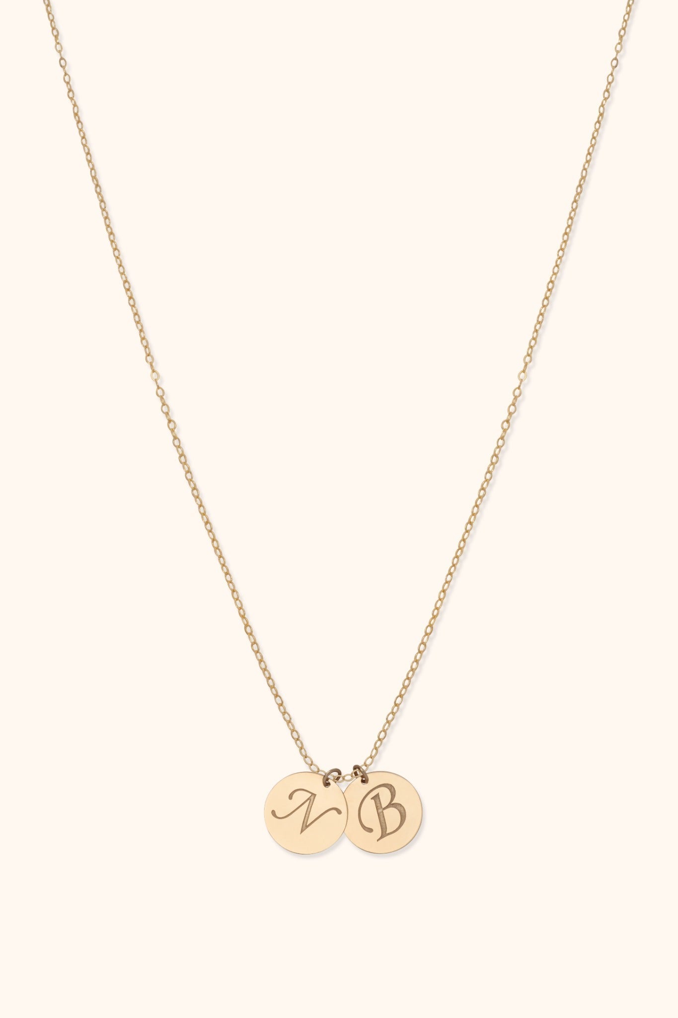 14K Guldhalsband Dam Med Personliga Monogramskivor Och Elegant Minimalistisk Design - Noxlookjewelry