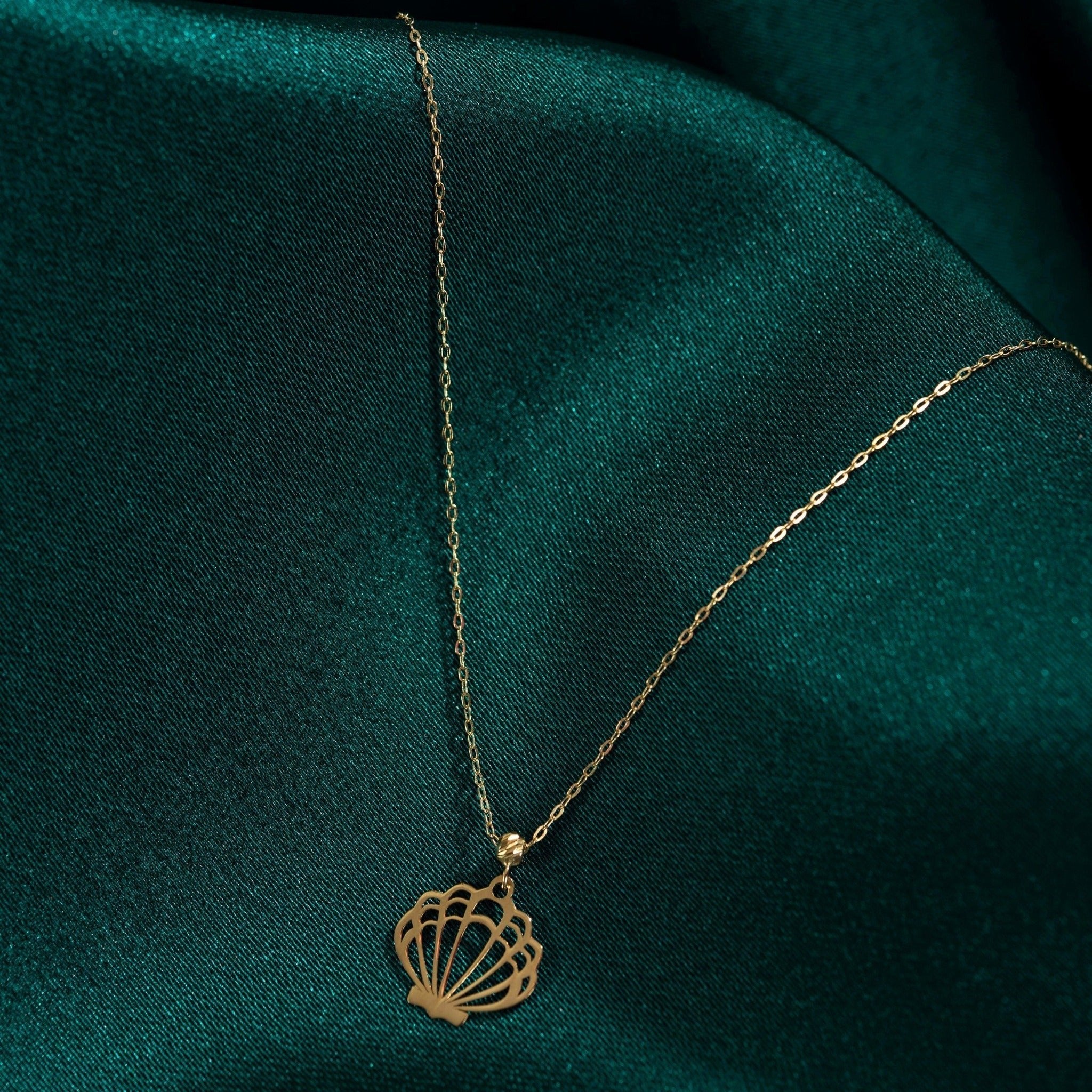 14K Guldhalsband Dam Med Snäcka – Äkta Guld Snäckhalsband - Noxlookjewelry