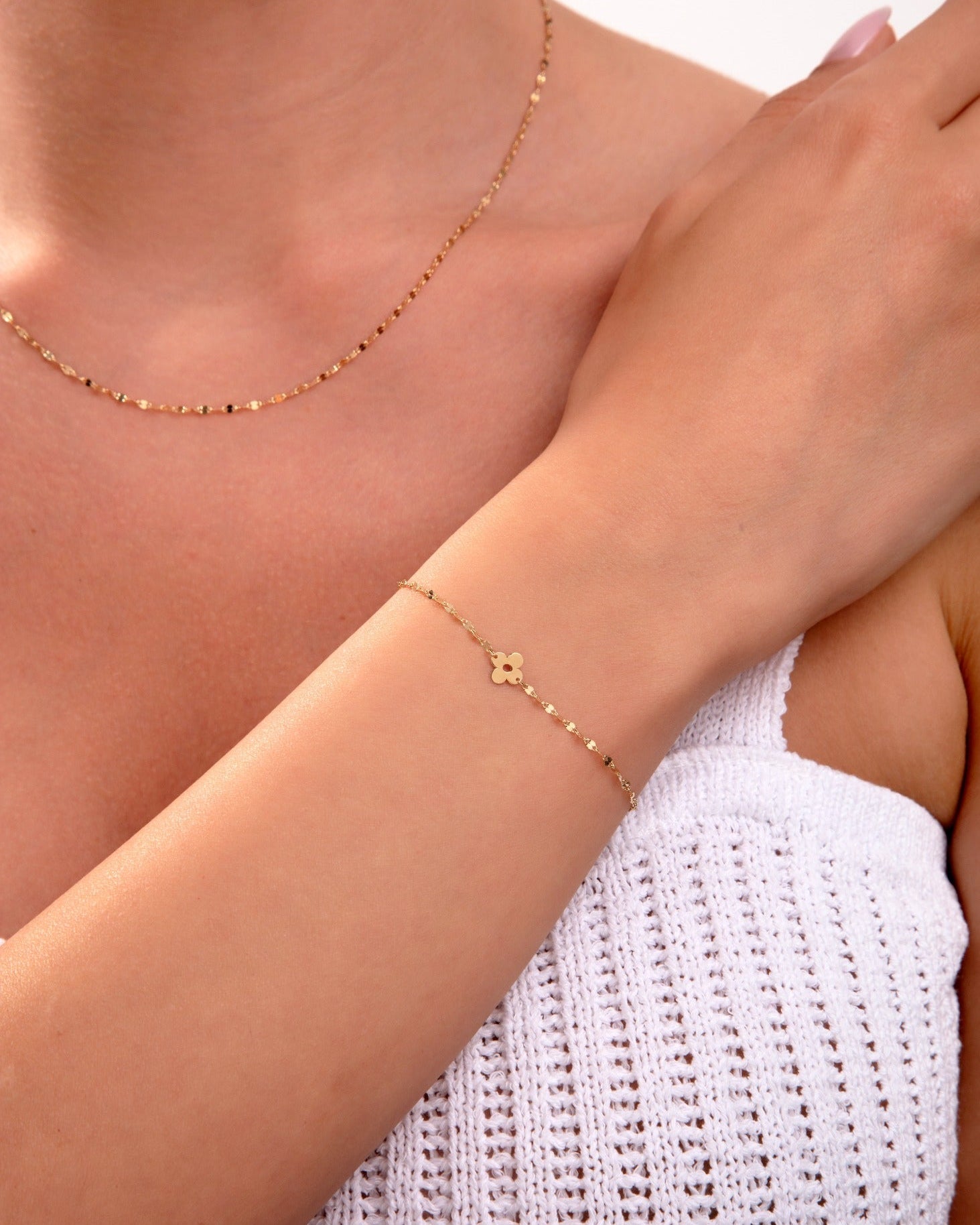14K Guldhalsband Dam Med Tunn Elegant Kedjedesign I Minimalistisk Stil - Noxlookjewelry