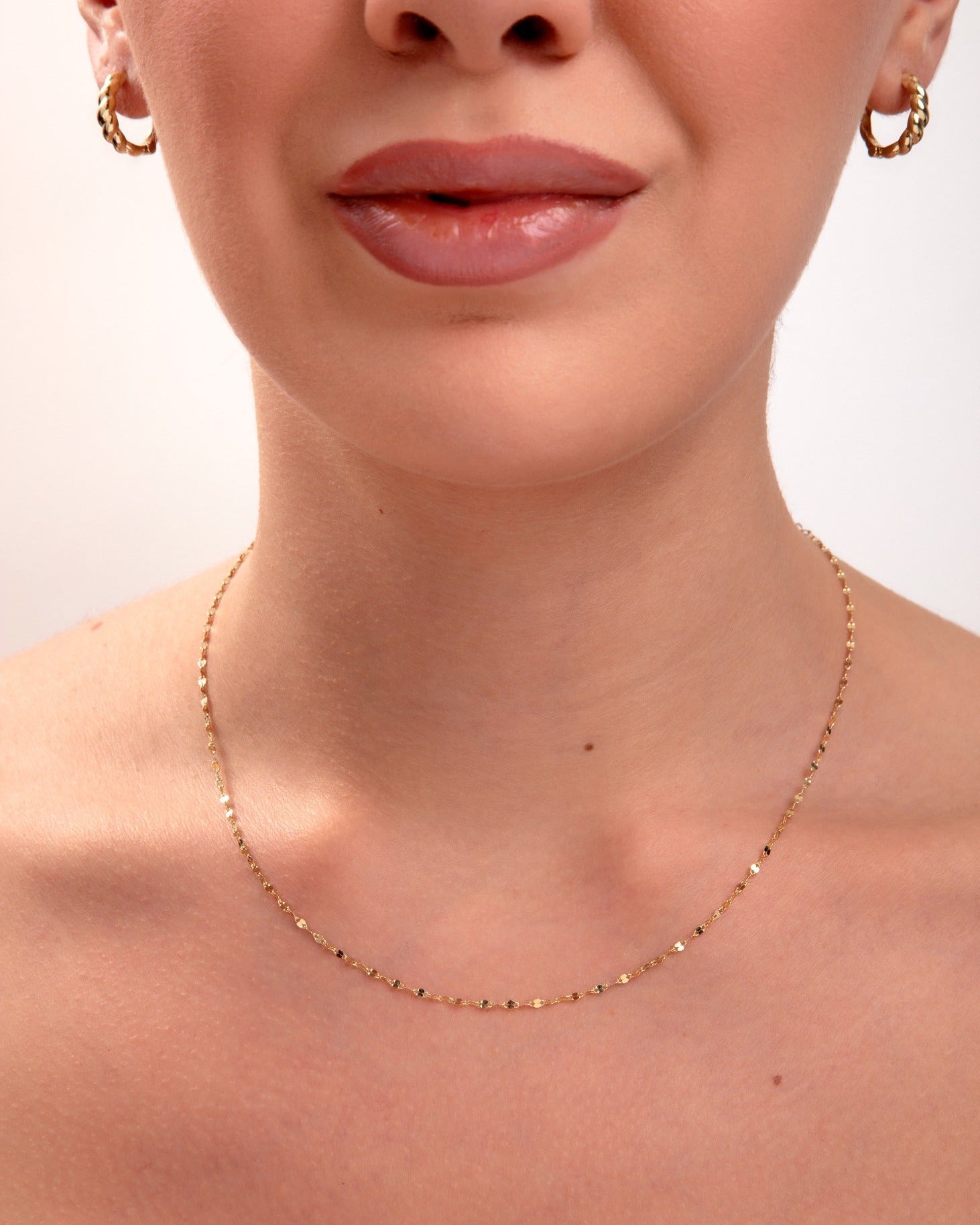 14K Guldhalsband Dam Med Tunn Elegant Kedjedesign I Minimalistisk Stil - Noxlookjewelry