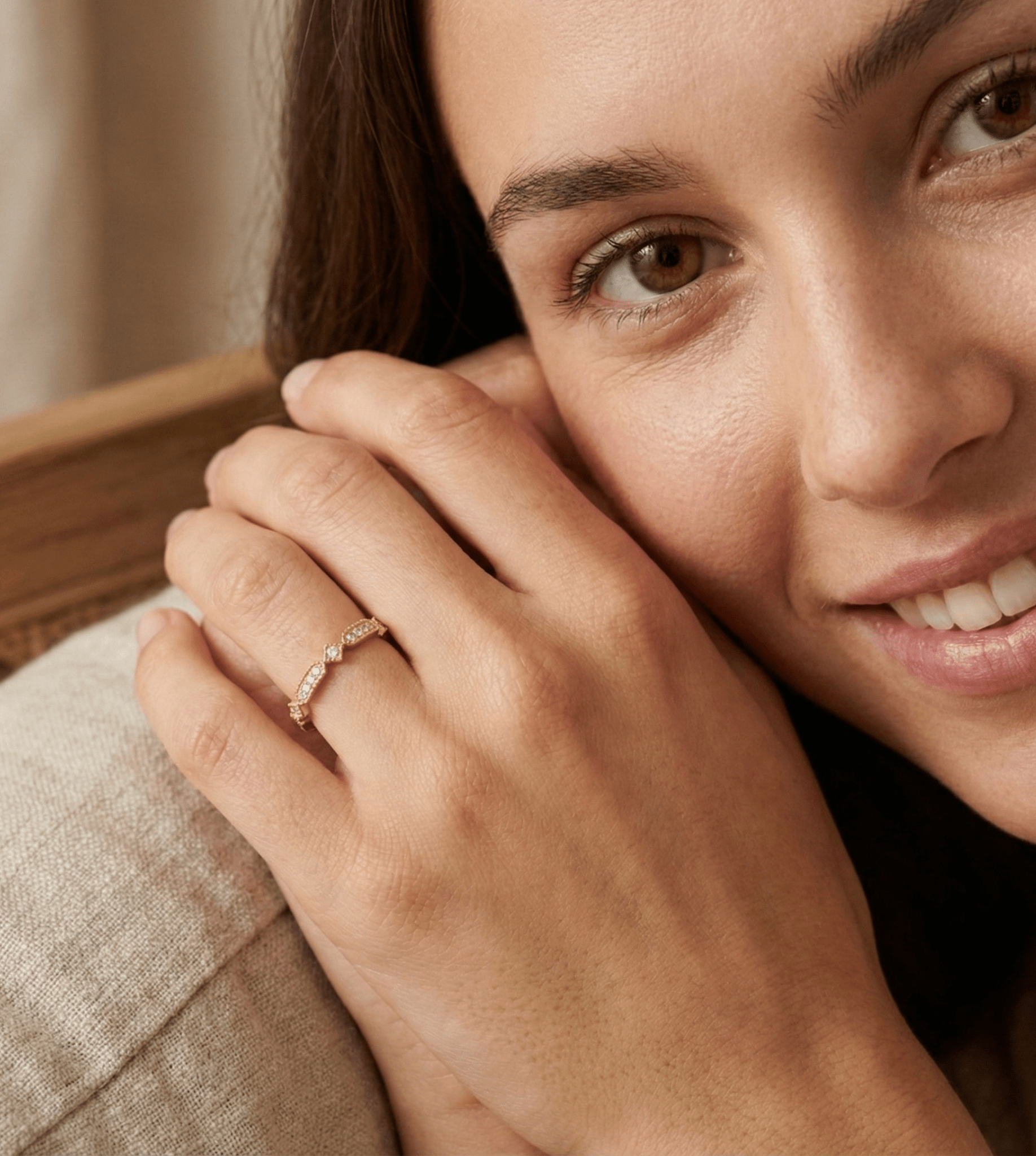 14K Guldring Dam – Art Deco Pavé Band i Äkta Guld - Noxlookjewelry