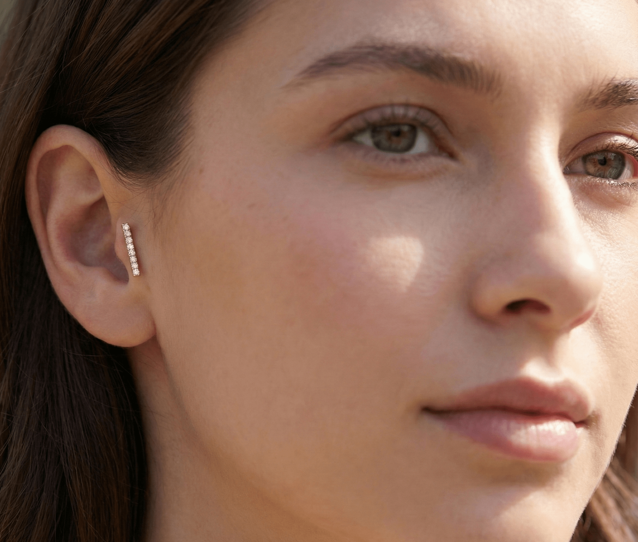 14K Tragusörhänge Rak Bar I Äkta Guld Minimalistiskt Broskörhänge - Noxlookjewelry