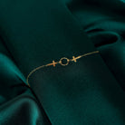 14K Äkta Guld Armband Dam – Kors Armband med Elegant Ringdetalj - Noxlookjewelry