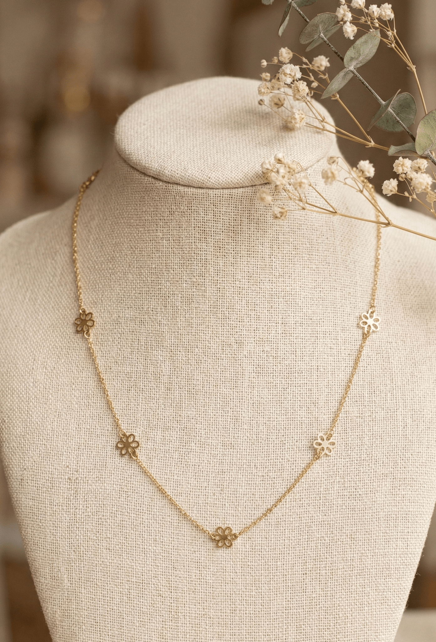 14K Äkta Guld Blomma Halsband Dam – Elegant Blomster Halsband i 585 Guld - Noxlookjewelry