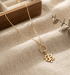 14K Äkta Guld Fyrklöver Halsband Dam – Elegant Klöver Smycke - Noxlookjewelry