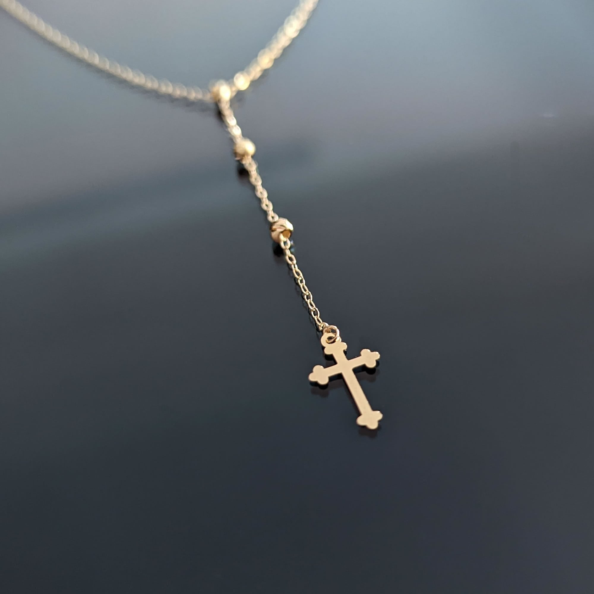 14K Äkta Guld Kors Halsband Dam – Elegant Guldhalsband med Kors - Noxlookjewelry