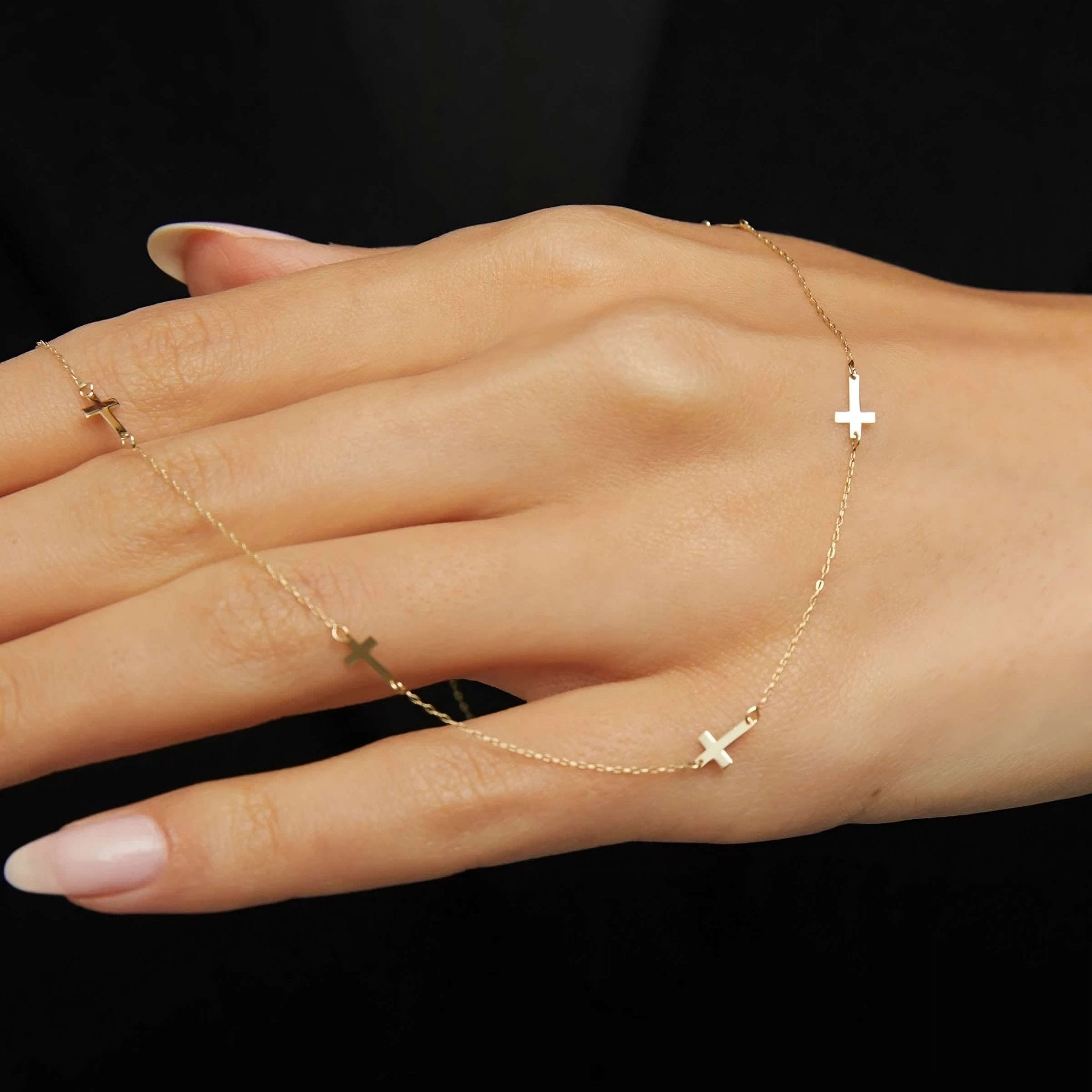 14K Äkta Guld Kors Halsband Dam – Minimalistiskt Guldhalsband - Noxlookjewelry
