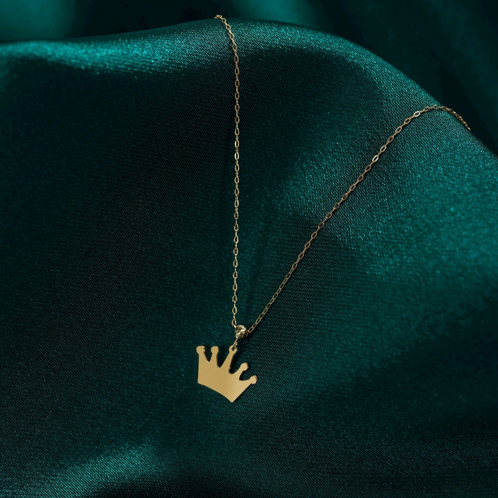14K Äkta Guld Krona Halsband Dam – Minimalistiskt Kron Smycke - Noxlookjewelry