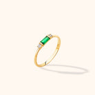 14K Äkta Guld Ring Dam med Grön Sten – Elegant Smaragd Stil Ring - Noxlookjewelry