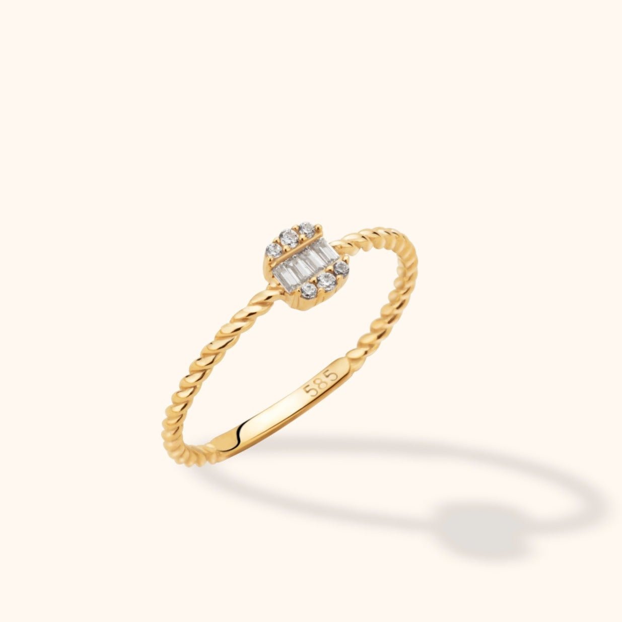 14K Äkta Guld Ring Dam med Stenar – Elegant Designring med Baguette Sten - Noxlookjewelry