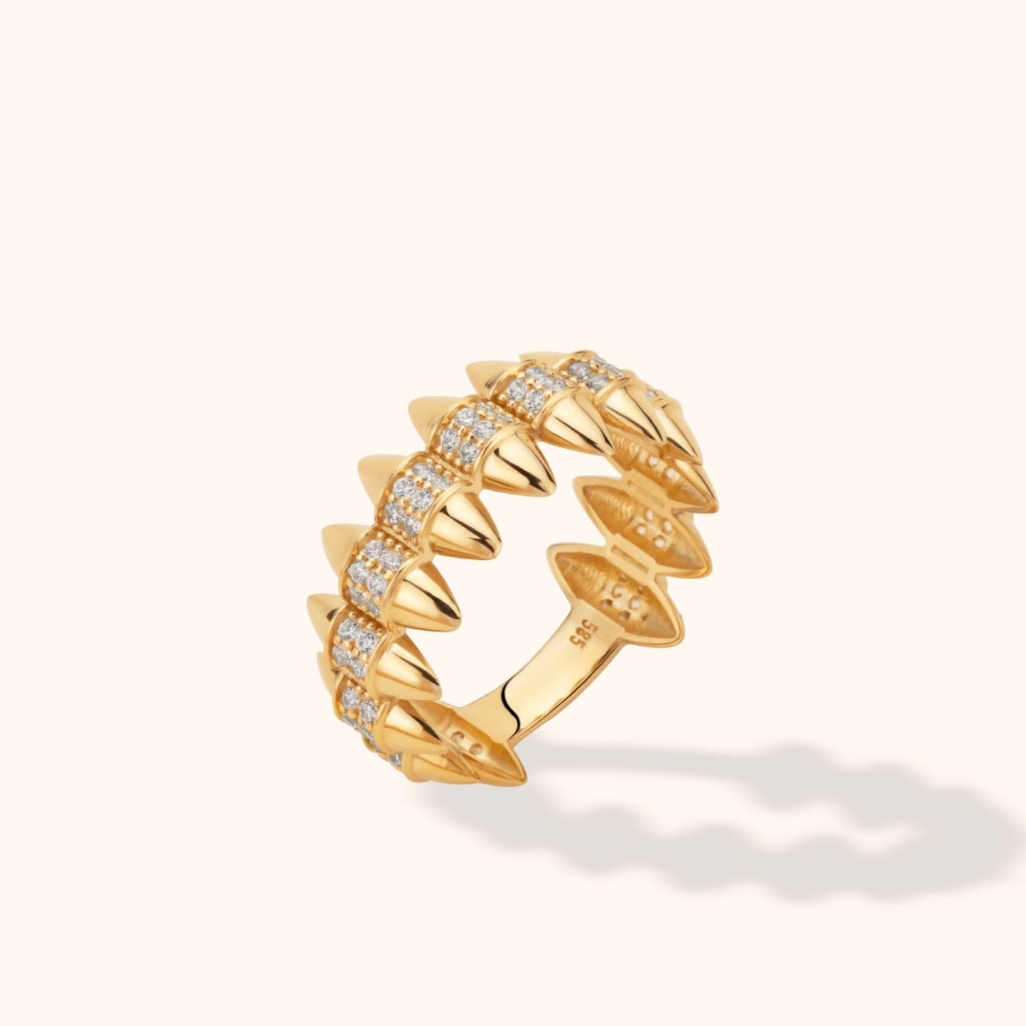 14K Äkta Guld Ring Dam med Taggar – Statement Guldring med Stenar - Noxlookjewelry