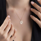 14K Äkta Guld Ros Halsband Dam – Minimalistiskt Flower Smycke - Noxlookjewelry