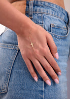 14K Guld Handkedja Dam Med Korsdetalj Och Elegant Minimalistisk Design - Noxlookjewelry