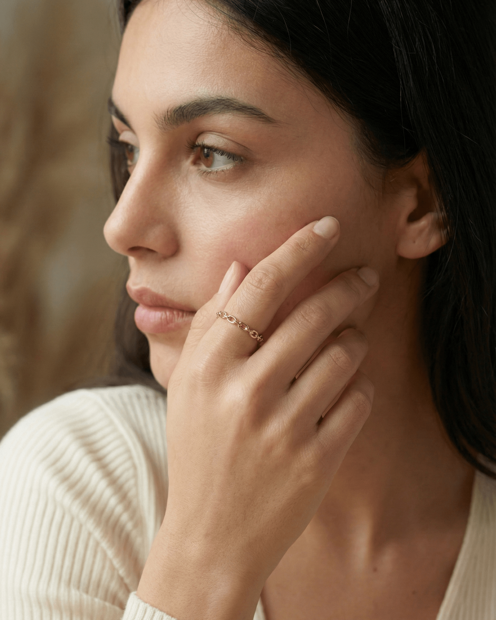 14K Guld Kedjering för Dam – Elegant Tunn Ring i Kedjedesign - Noxlookjewelry