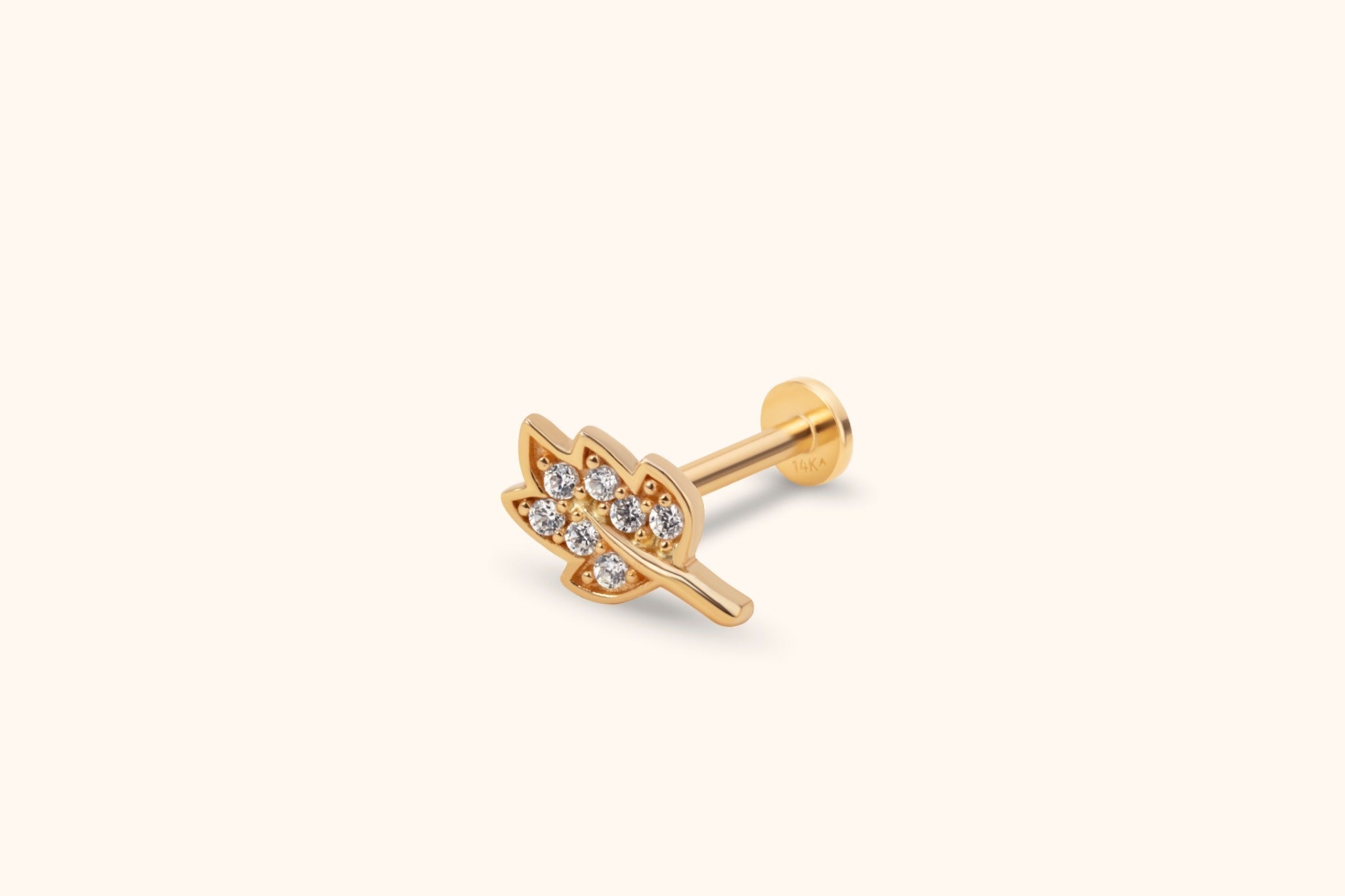 14K Guld Piercing Med Bladkvist Och Gnistrande Botanisk Klusterdesign - Noxlookjewelry