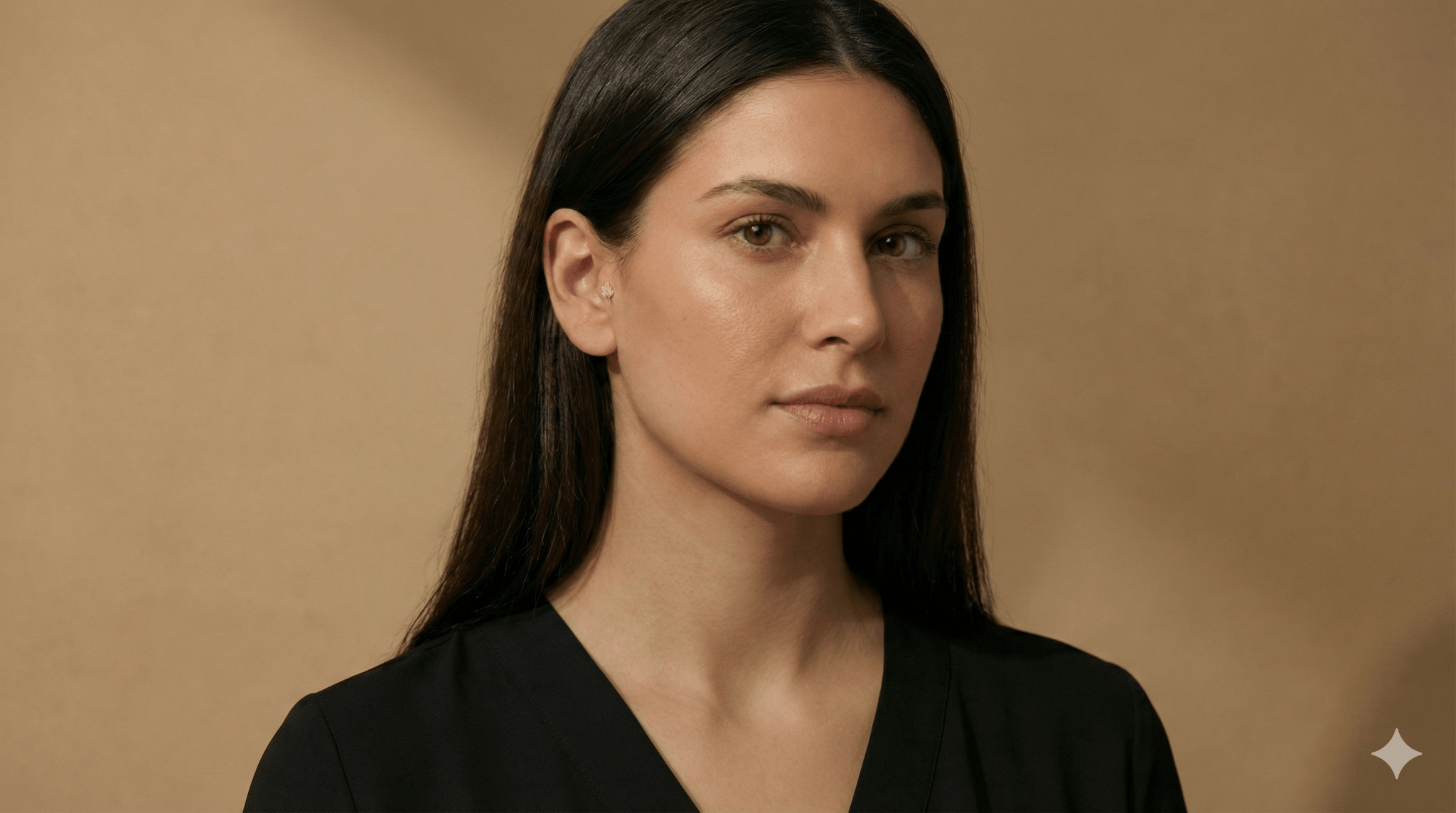 14K Guld Piercing Med Bladkvist Och Gnistrande Botanisk Klusterdesign - Noxlookjewelry