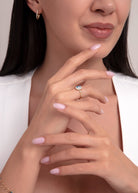 14K Guld Ring med Blå Sten för Dam – Elegant Designring med Emaljdetalj - Noxlookjewelry