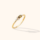 14K Guld Ring med Brun Sten för Dam – Tunn Elegant Guldring med Små Stenar - Noxlookjewelry