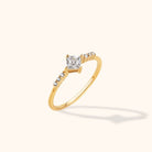 14K Guld Solitärring för Dam – Elegant Ring med Fyrkantig Mittsten - Noxlookjewelry