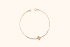 14K Guldarmband Dam Med Blommotiv Och Elegant Minimalistisk Design - Noxlookjewelry