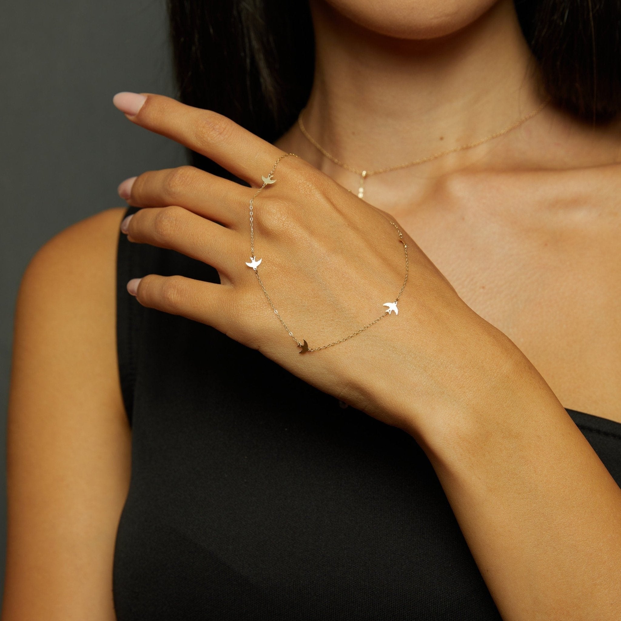 14K Guldarmband Dam Med Fåglar I Äkta Guld Minimalistiskt Armband - Noxlookjewelry