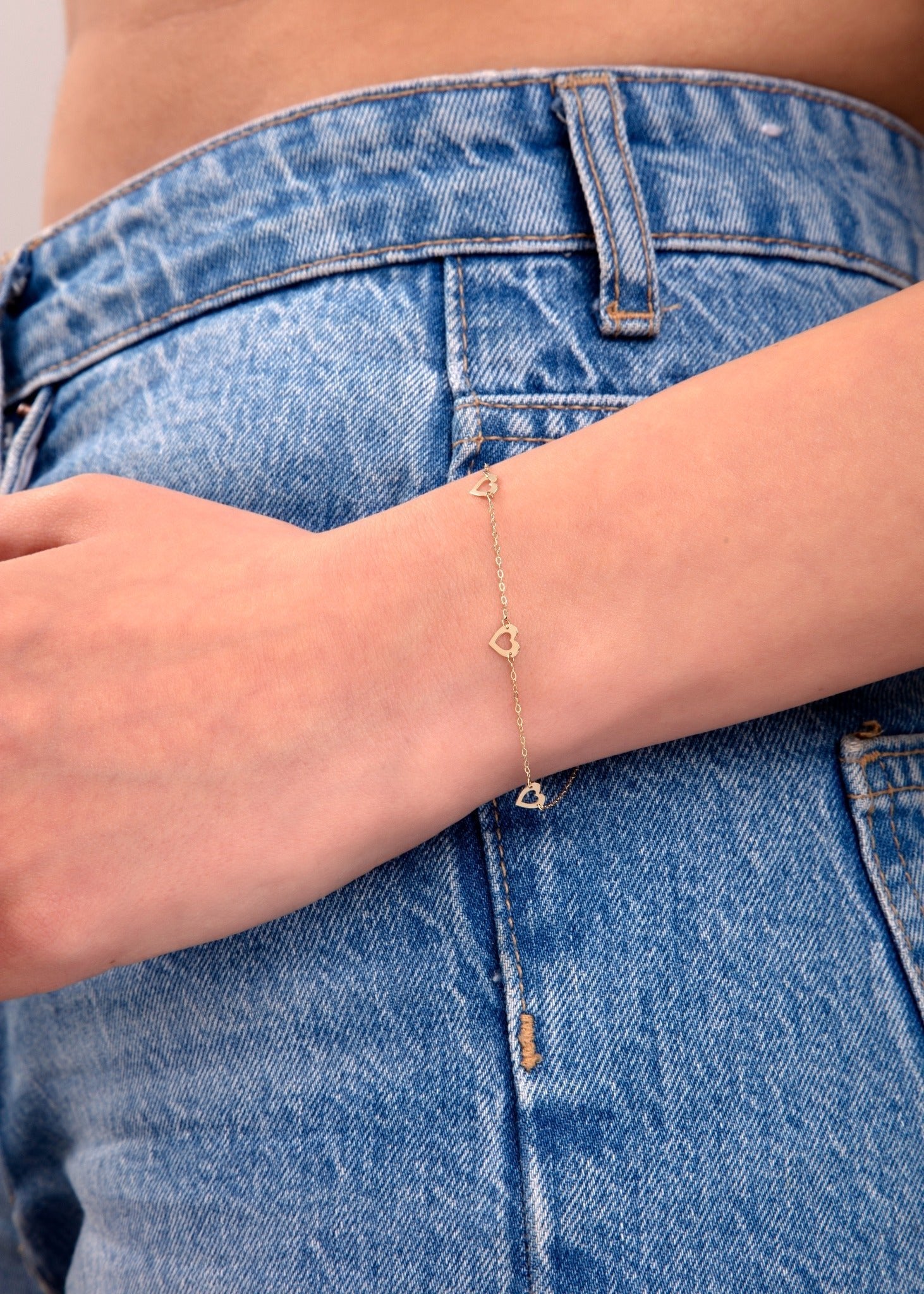 14K Guldarmband Dam Med Hjärtmotiv Och Elegant Minimalistisk Design - Noxlookjewelry