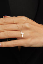 14K Guldhalsband Dam Med Kors I Äkta Guld Minimalistiskt Kors Halsband - Noxlookjewelry