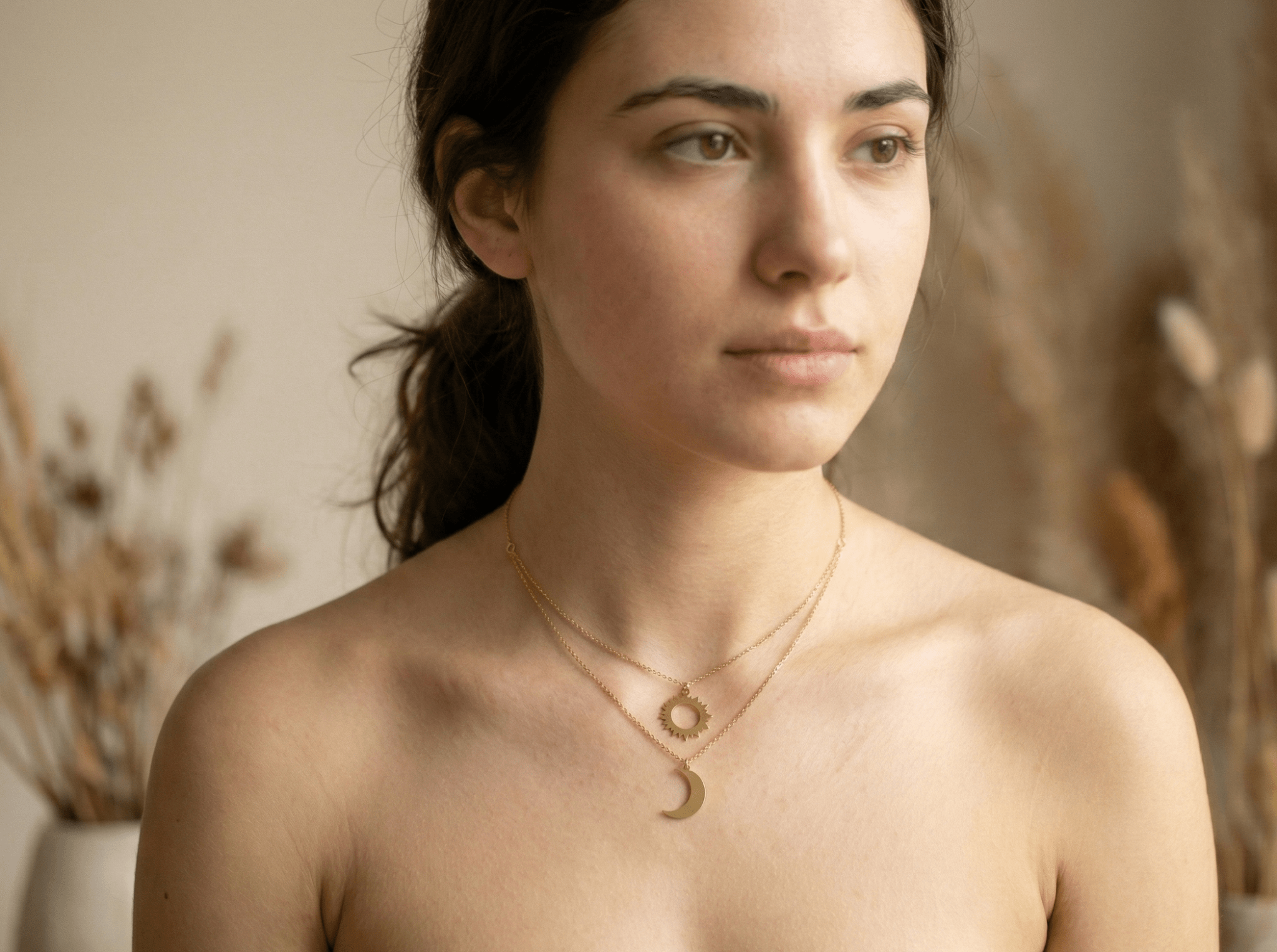 14K Guldhalsband Dam Med Sol Och Måne I Dubbel Lagerdesign - Noxlookjewelry