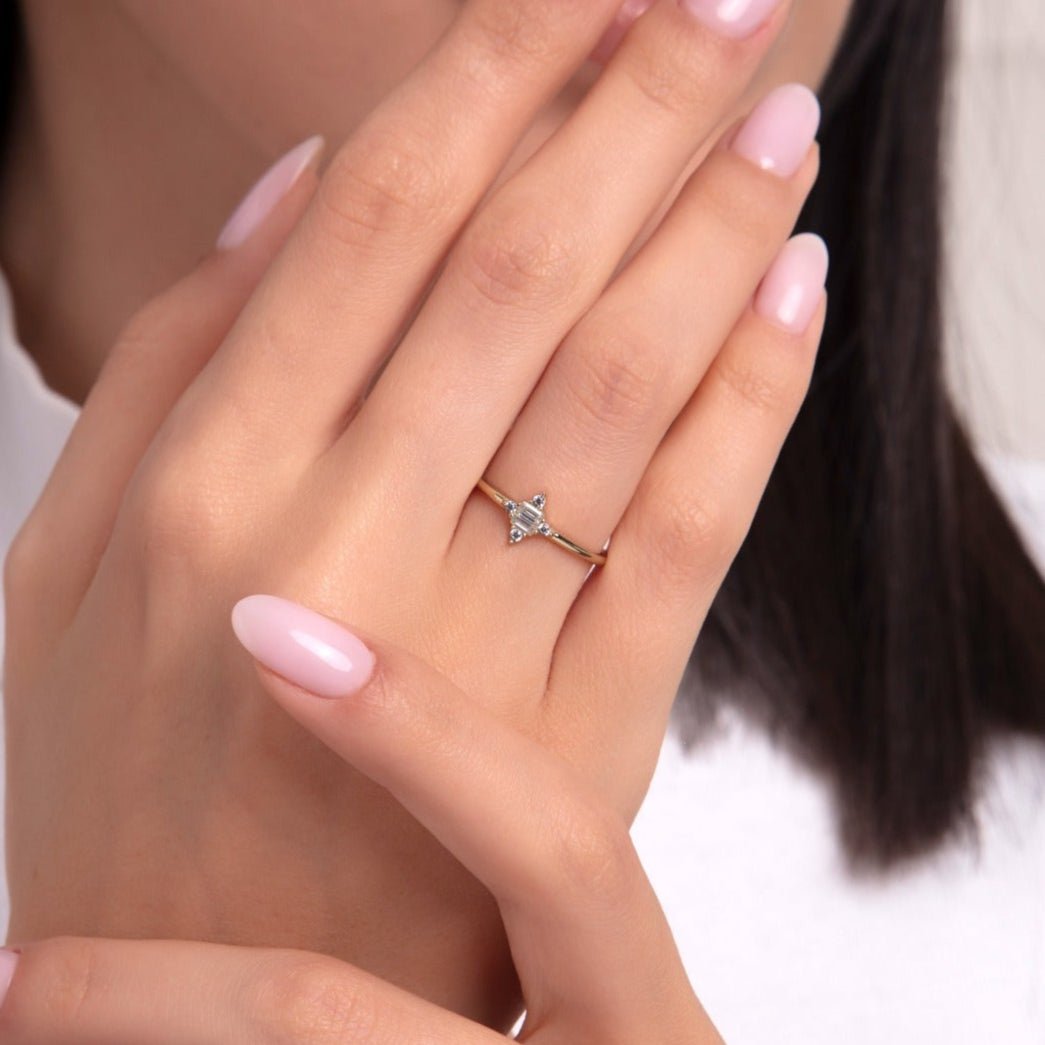 14K Guldring Dam – Baguette Stacking Ring i Äkta Guld - Noxlookjewelry