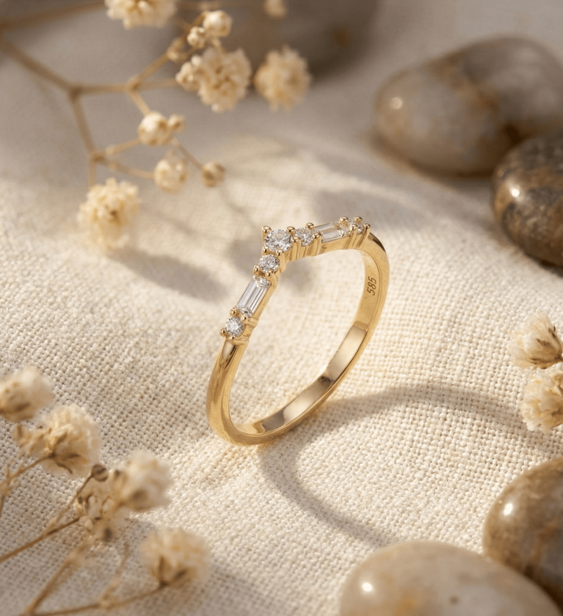 14K Guldring Dam – Chevron Baguette Ring i Äkta Guld - Noxlookjewelry