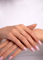 14K Guldring Dam – Elegant Geometrisk Guldring med Gnistrande Stenrad - Noxlookjewelry