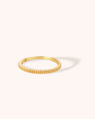 14K Guldring Dam – Elegant Tunn Minimalistisk Stapelring i Äkta 14K Guld - Noxlookjewelry