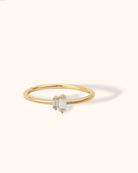14K Guldring Dam – Elegant Tunn Ring med Två Baguetteslipade Stenar i Minimalistisk Design - Noxlookjewelry