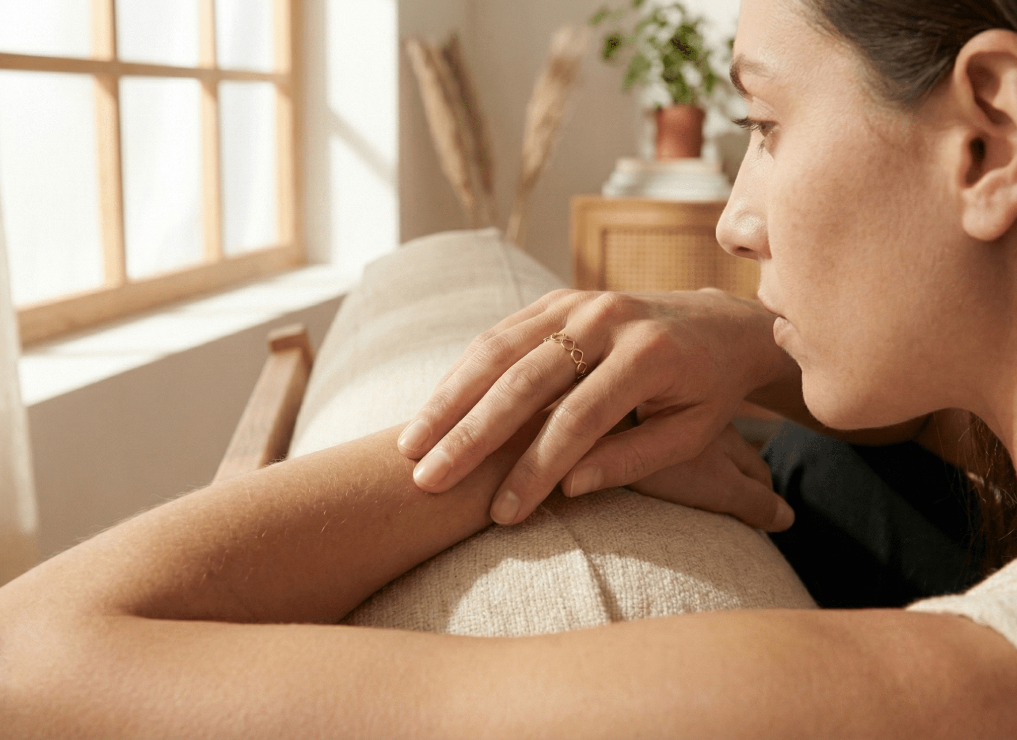 14K Guldring Dam – Geometrisk Honeycomb Ring i Äkta Guld - Noxlookjewelry