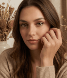 14K Guldring Dam – Tunn Pavé Eternity Band i Äkta Guld - Noxlookjewelry