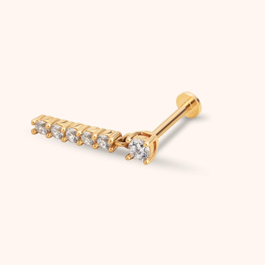 14K Tragus Örhänge I Äkta Guld Med Hängande Zirkonia Och Kedjedesign - Noxlookjewelry