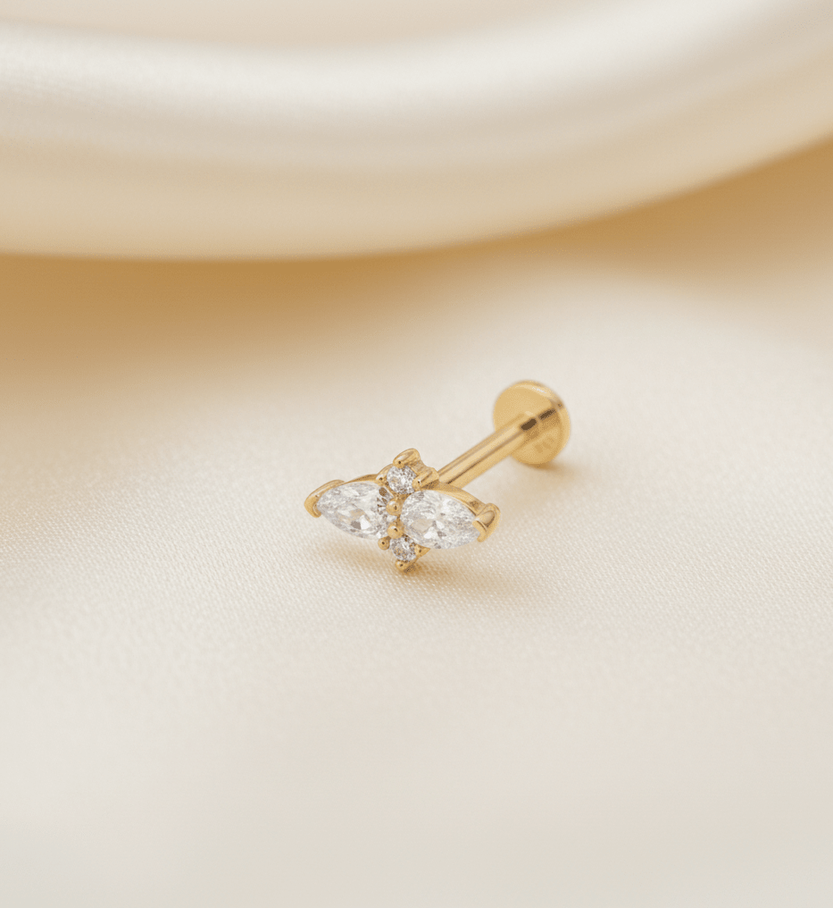 14K Tragus Örhänge Trio Zirkonia I Äkta Guld Cartilage Stud - Noxlookjewelry