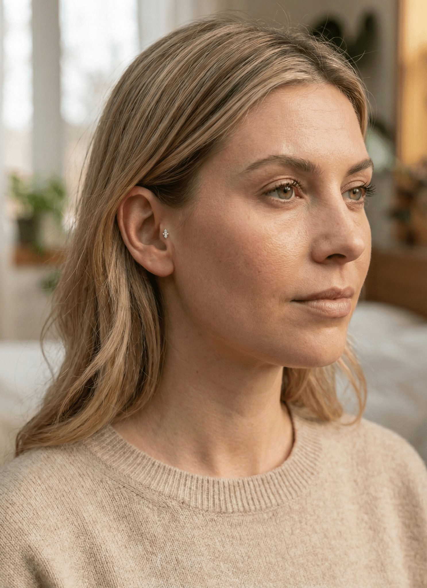 14K Tragus Örhänge Trio Zirkonia I Äkta Guld Cartilage Stud - Noxlookjewelry