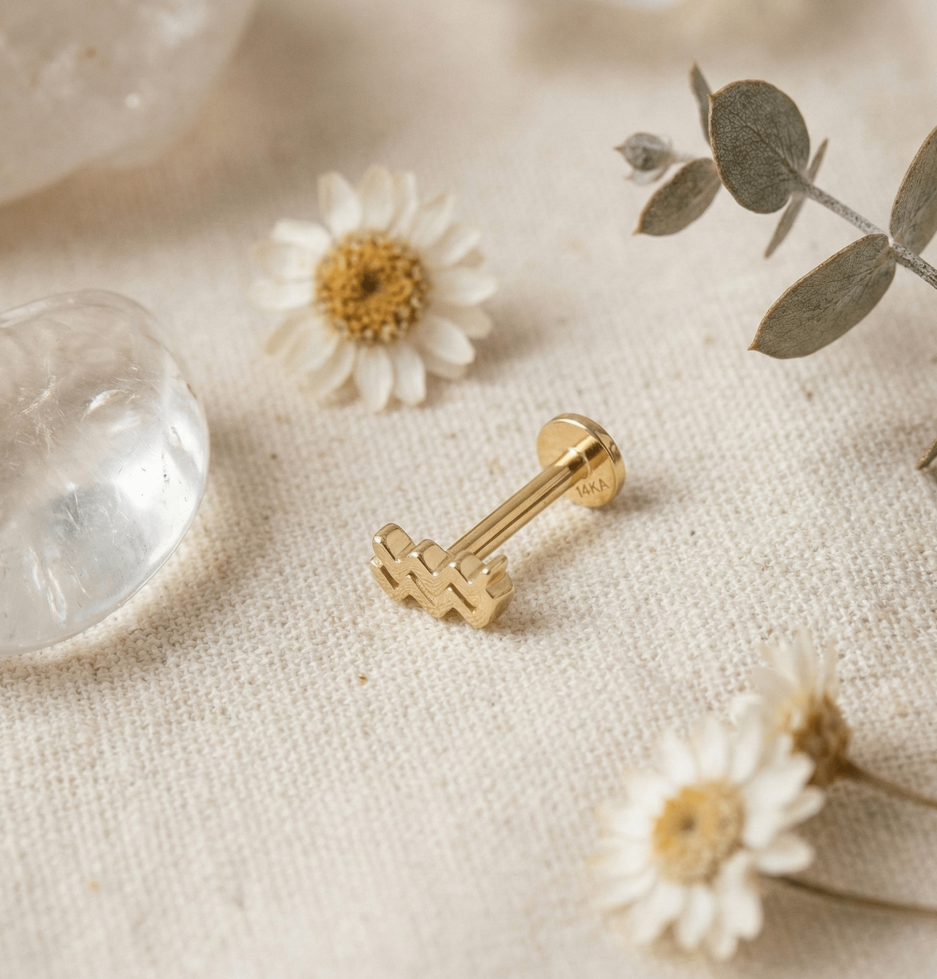 14K Tragus Örhänge Vattumannen I Äkta Guld Minimalistiskt Piercingsmycke - Noxlookjewelry