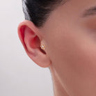 14K Tragusörhänge Klöver i Äkta Guld – Minimal Broskörhänge - Noxlookjewelry